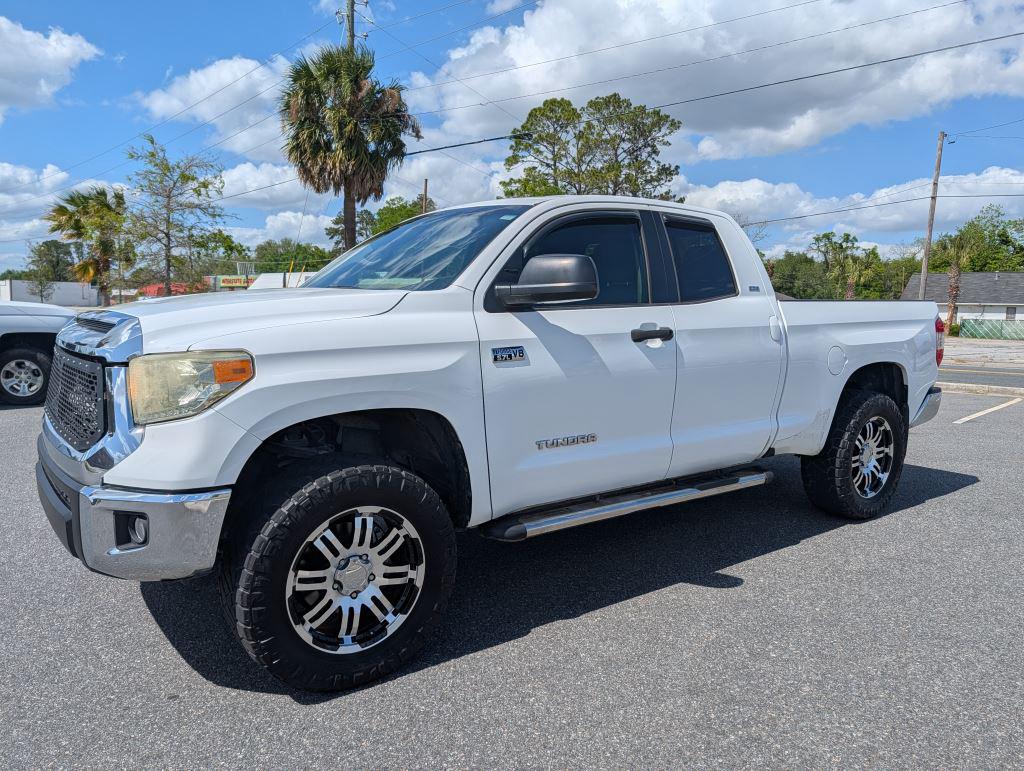 2014 Toyota Tundra SR5